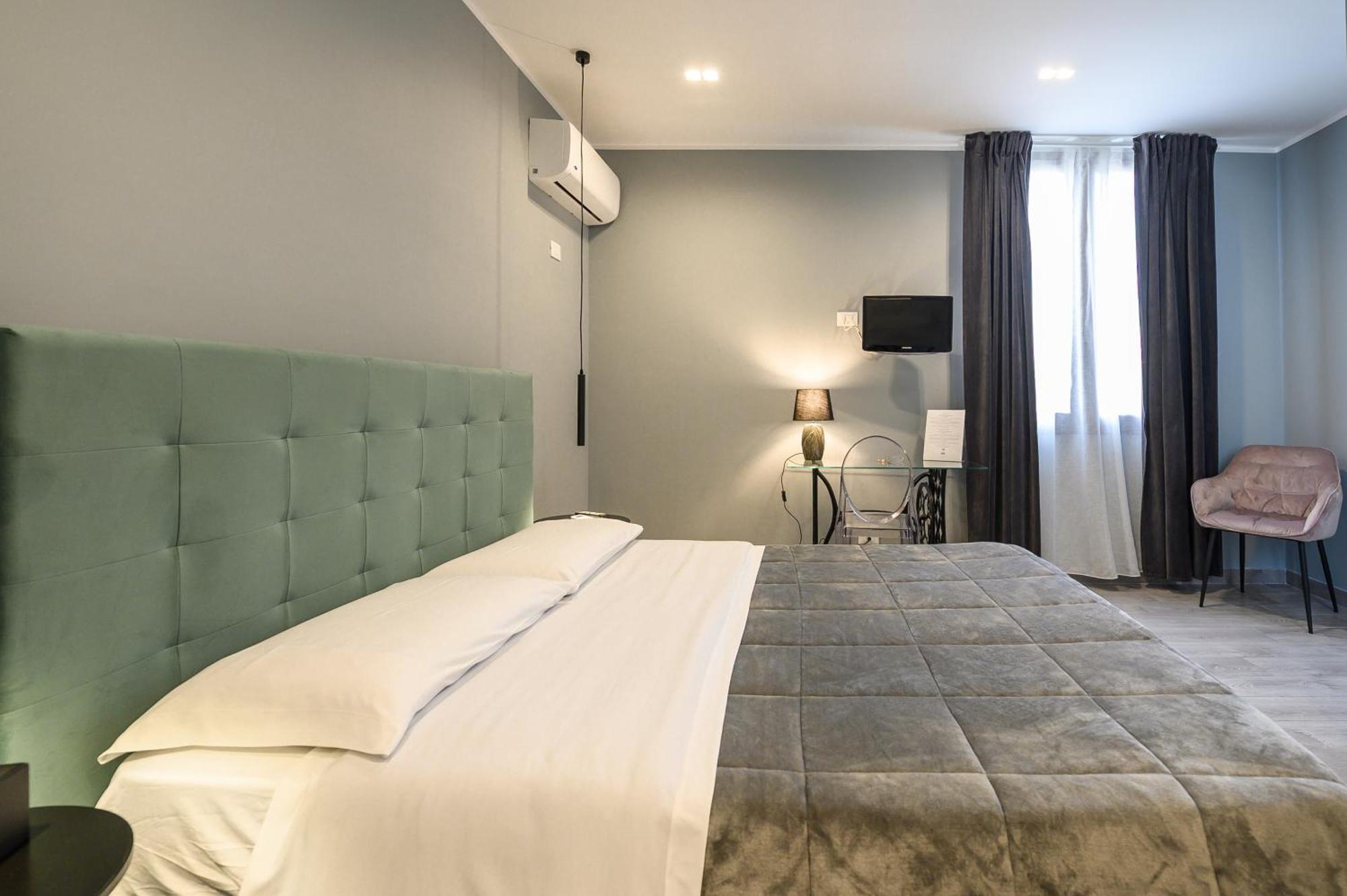 Double Room Private Bathroom