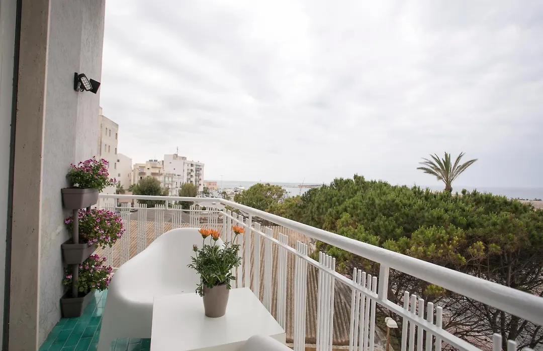 Aria Di Mare B&B-1