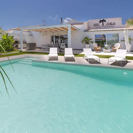 Villa White Luxury Residence-3